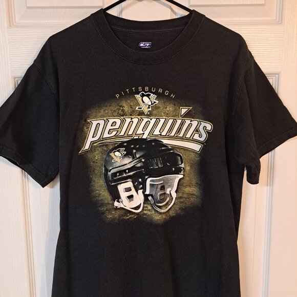 Pittsburgh Penguins Lot of 3 Men's T-shirts - Picture 2 of 10